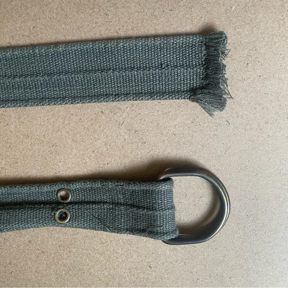 Distressed Eyelet Grommet Adjustable Green Canvas D-Ring Belt​